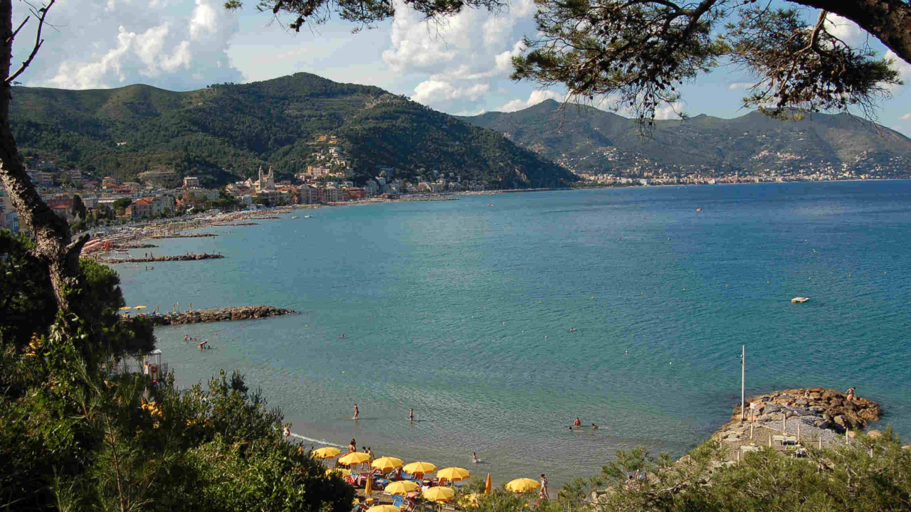 Курорт Алассио, Италия