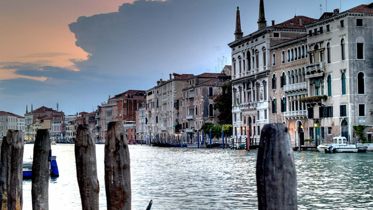 Вечерняя заря в Венеции, Италия