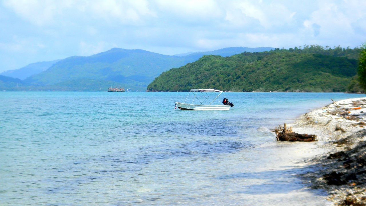 Бухта на острове Тао, Таиланд