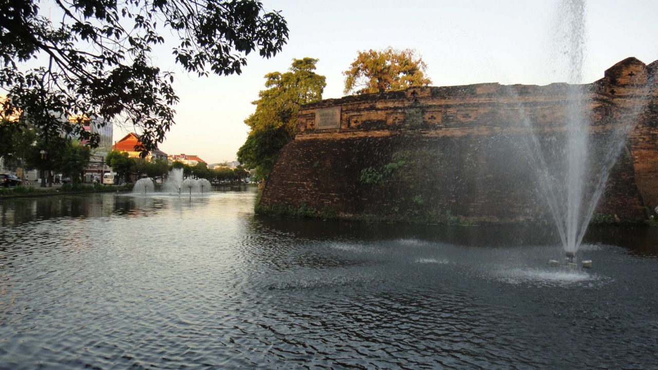 Городской парк на курорте Чианг Май, Таиланд