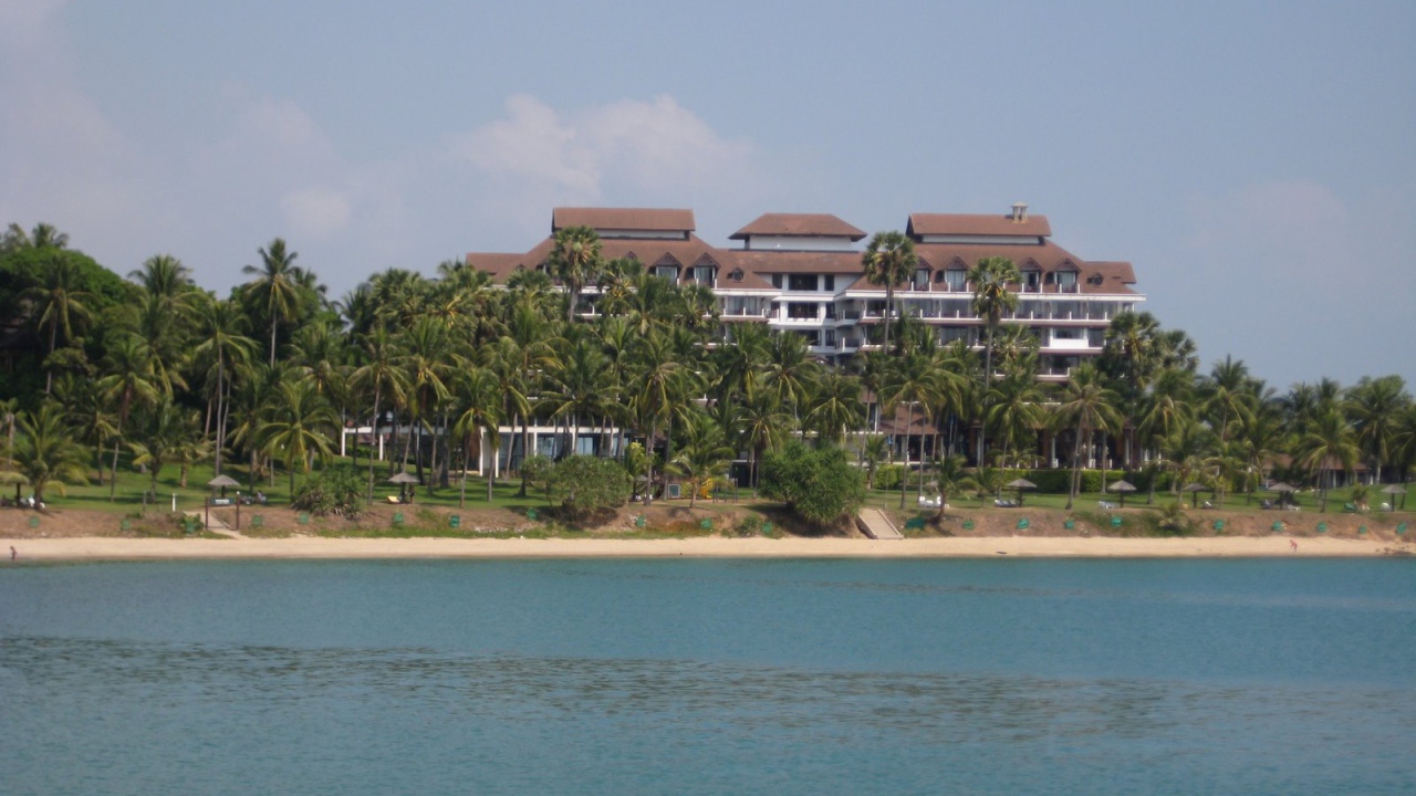 Отель на побережье на курорте Районг, Таиланд