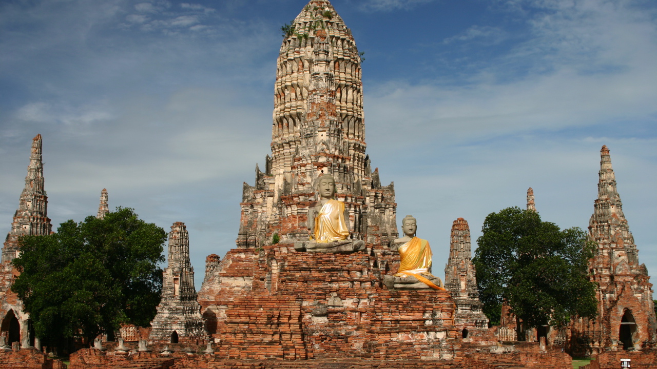 Храмовый комплекс на курорте Аютайя, Таиланд