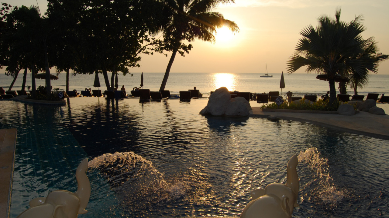 Отель на берегу на острове Чанг, Таиланд