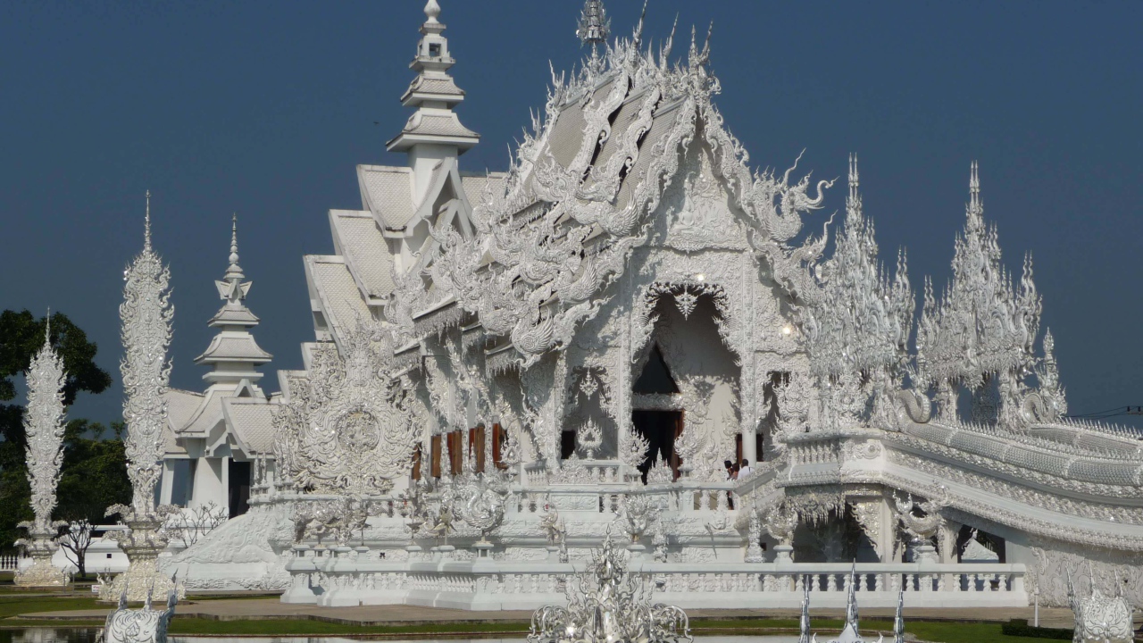 Белый храм на курорте Чианг Май, Таиланд