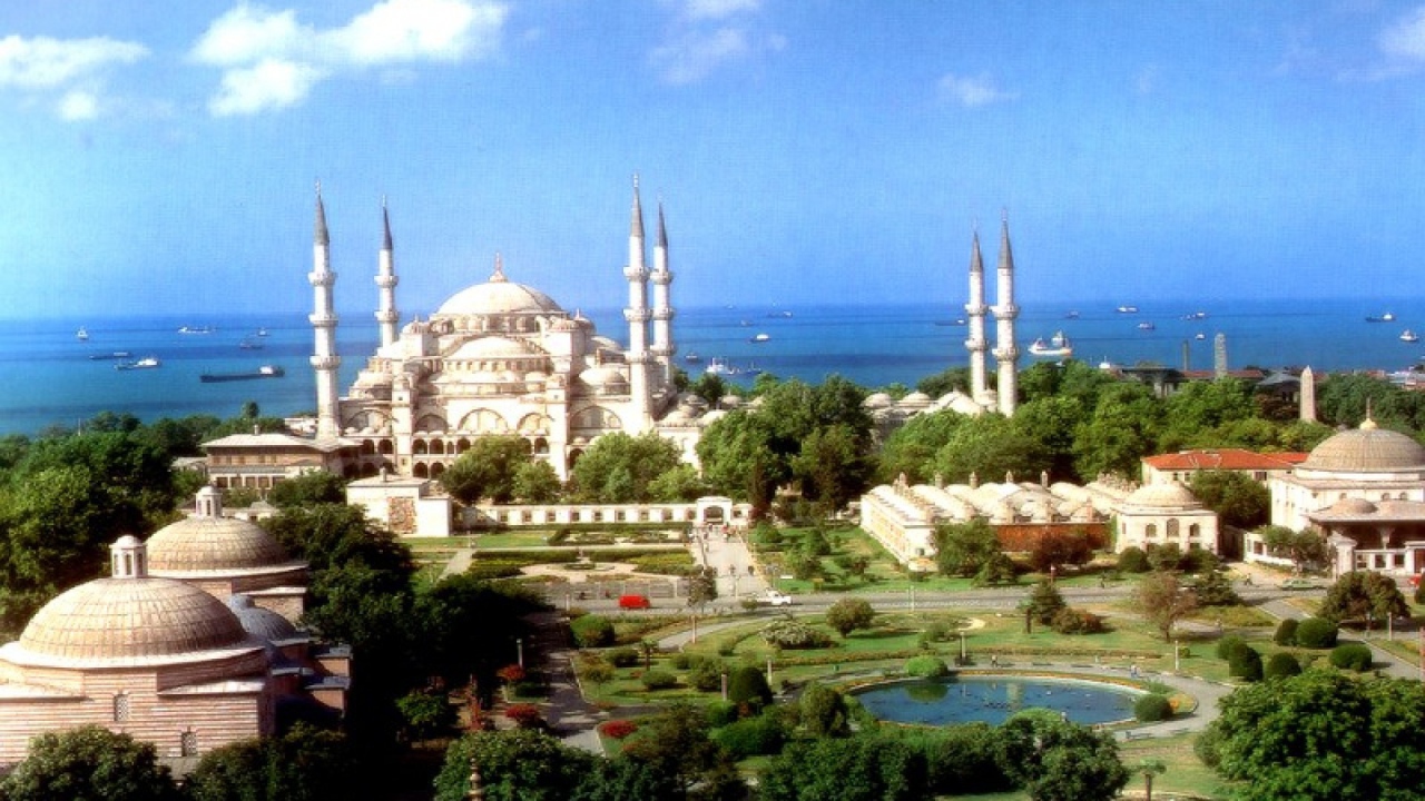 Старинный храм в Стамбуле