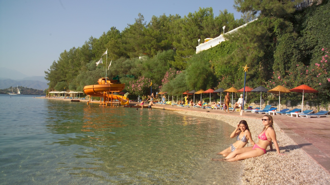 Набережная в Фетхие, Турция