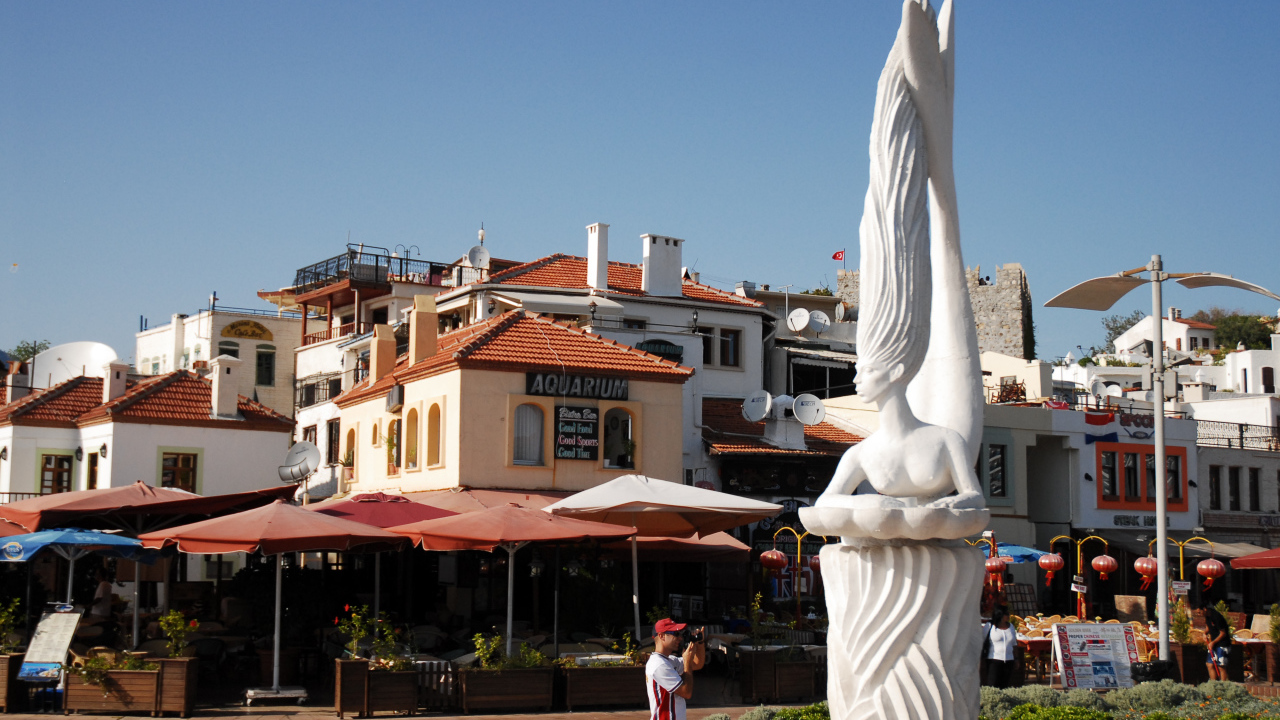 Городские улицы в Мармарисе, Турция