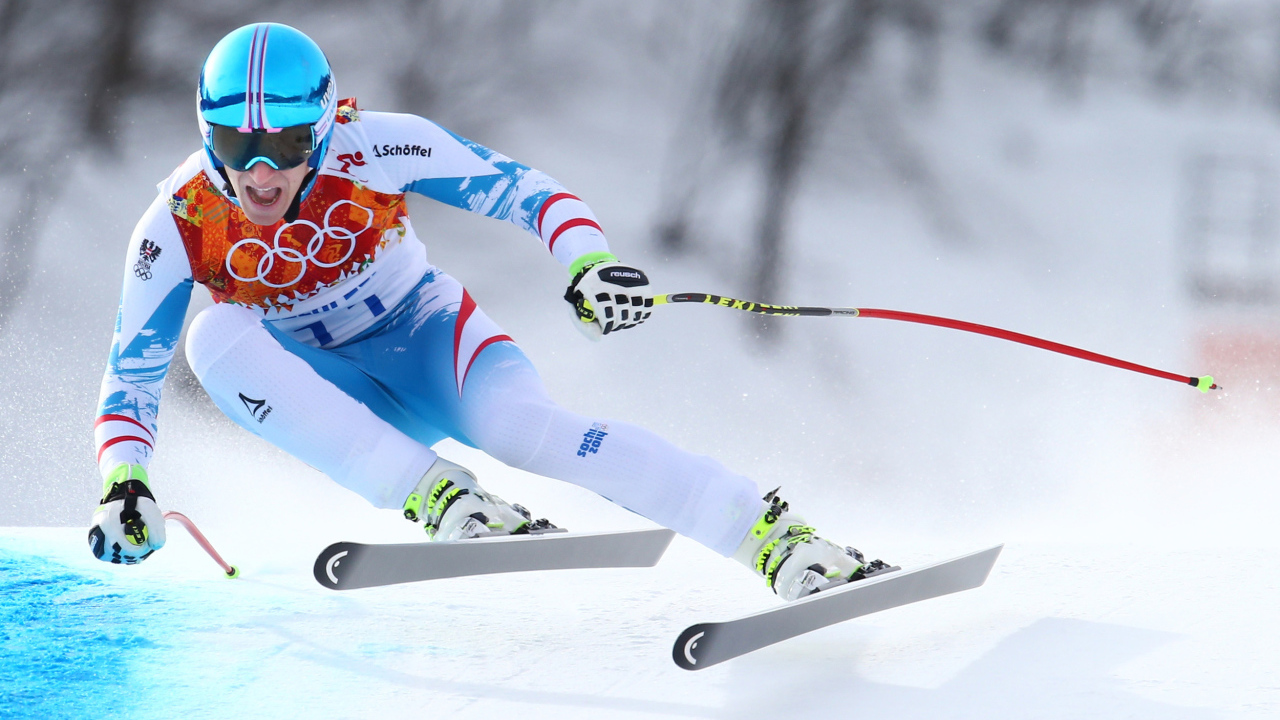 Обладатель золотой медали в дисциплине горные лыжи Маттиас Майер на олимпиаде в Сочи