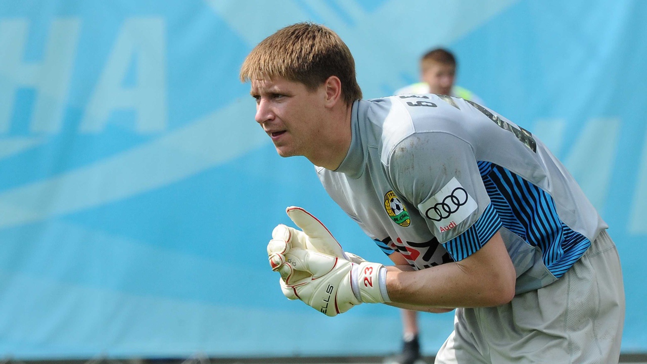 Александр Беленов вратарь Кубани за работой