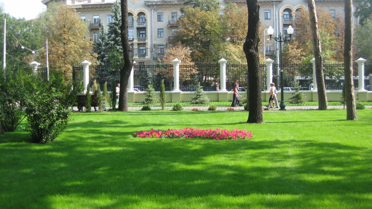Красивые парки в Харькове