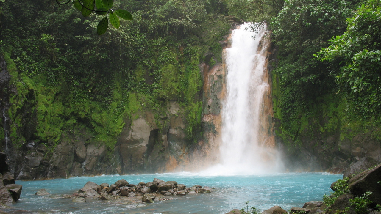 Селеста водопад в Коста-Рика