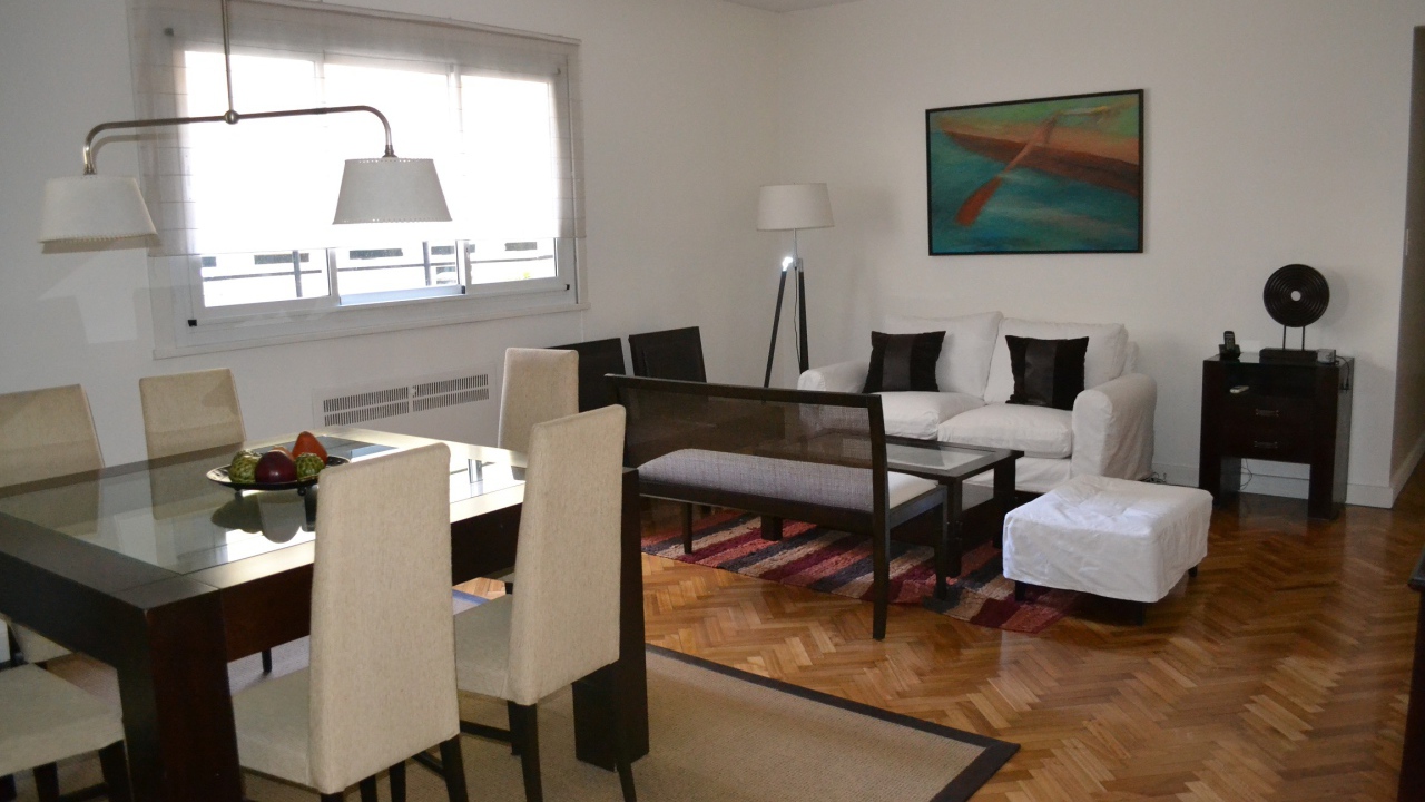 Столовая и уголок для отдыха