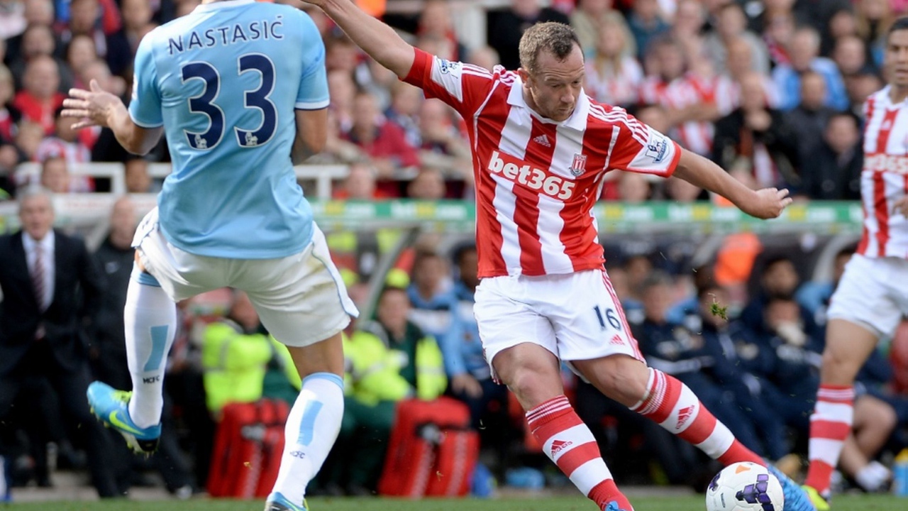 Знаменитый Футбольный клуб Англии Сток Сити