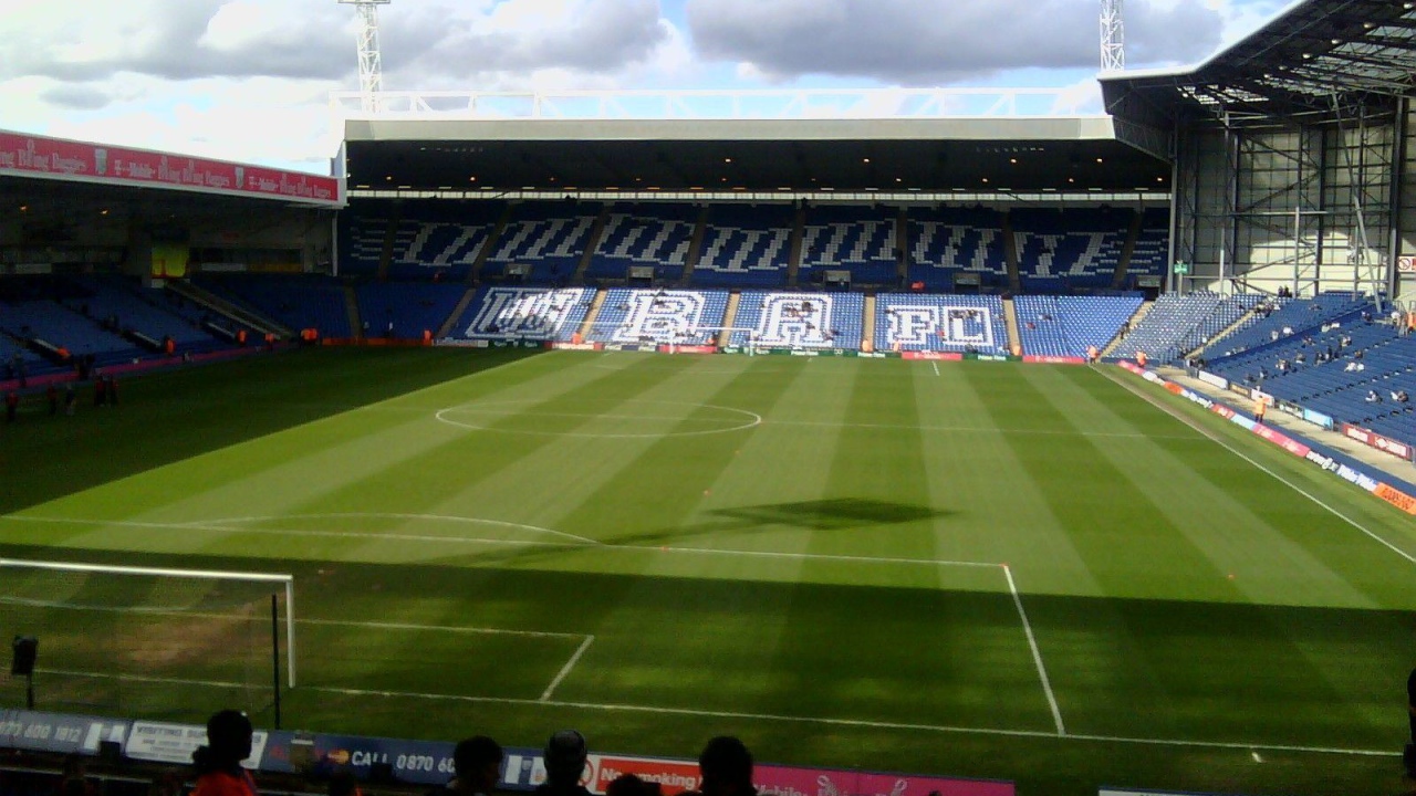 Знаменитый футбольный клуб Вест Бромвич Альбион