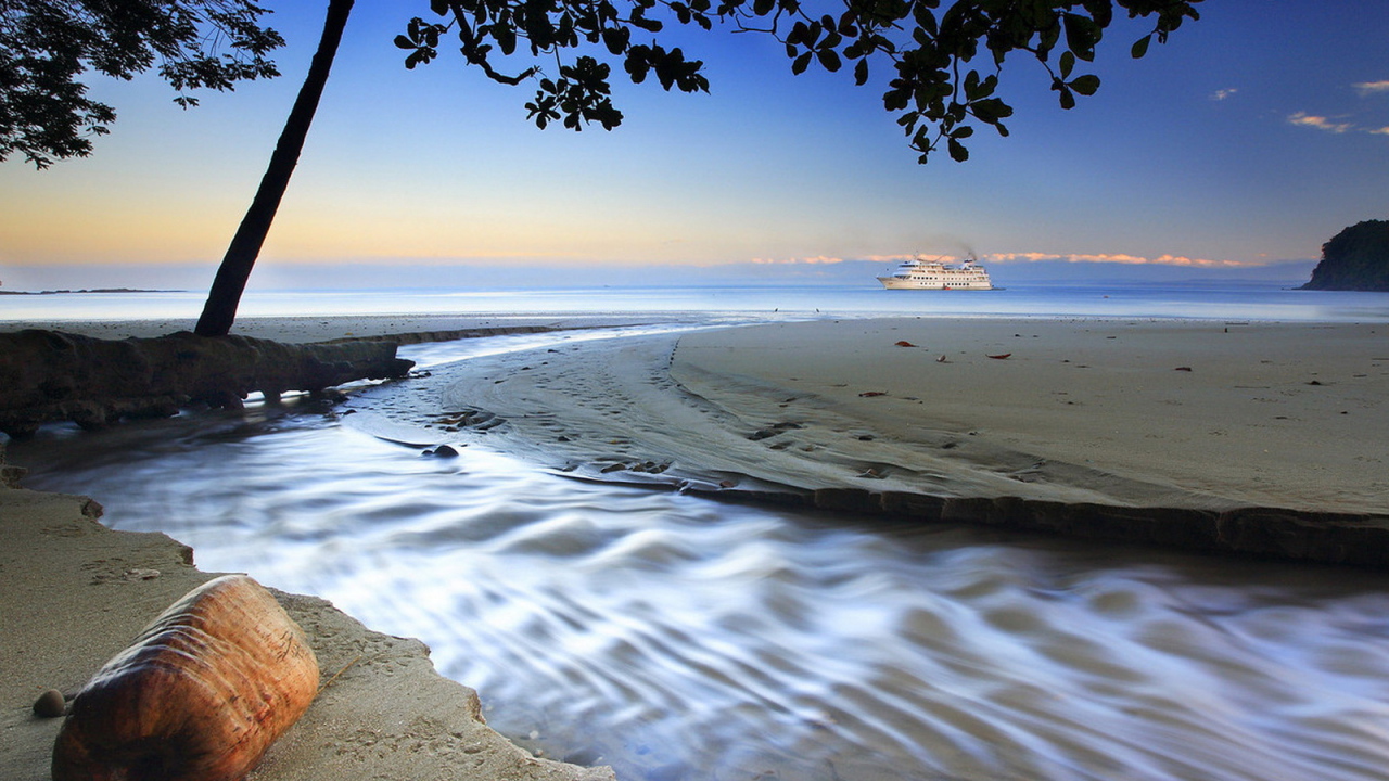 Пун арена в Коста-Рика