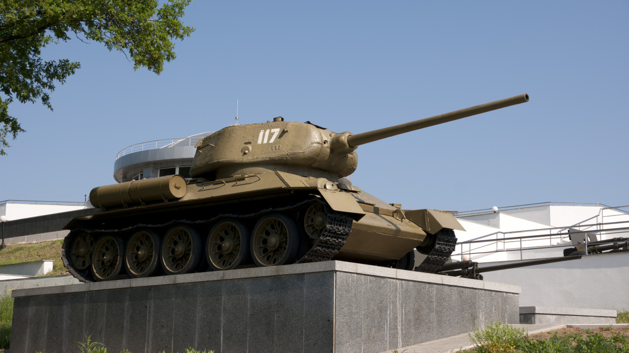 Танковые памятники Днепропетровск