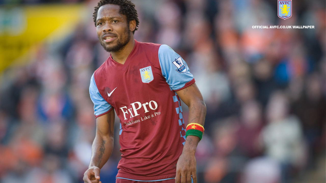 Популярный клуб Астон Вилла