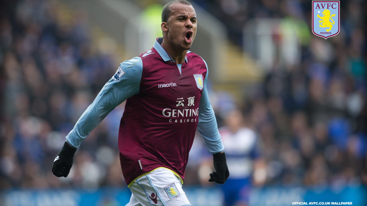 Популярный футбольный клуб Астон Вилла