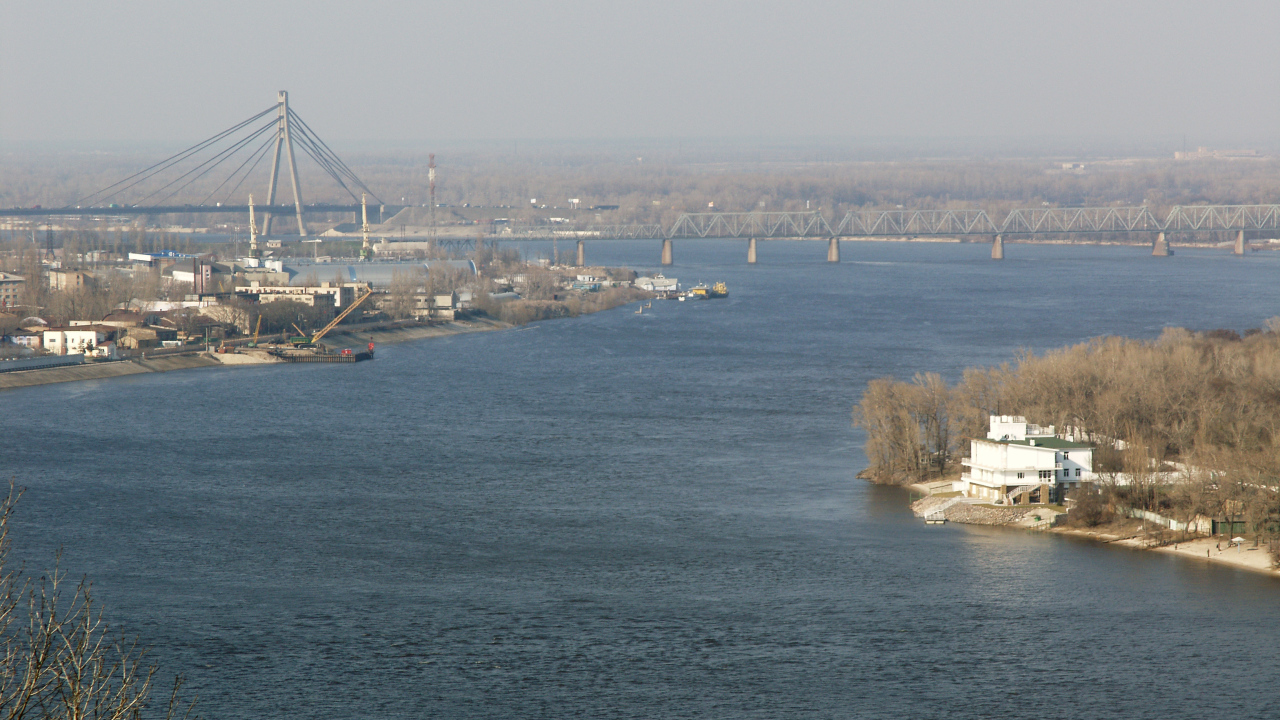 Вид на Днепр в Киеве