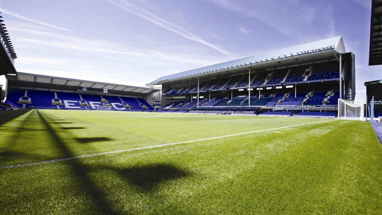 Известный Футбольный клуб Эвертон