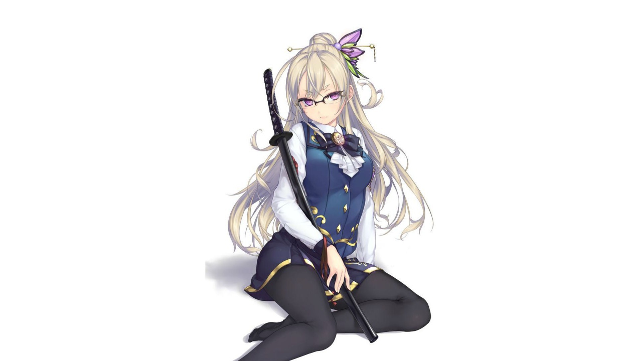 Девочка аниме с катаной в руке