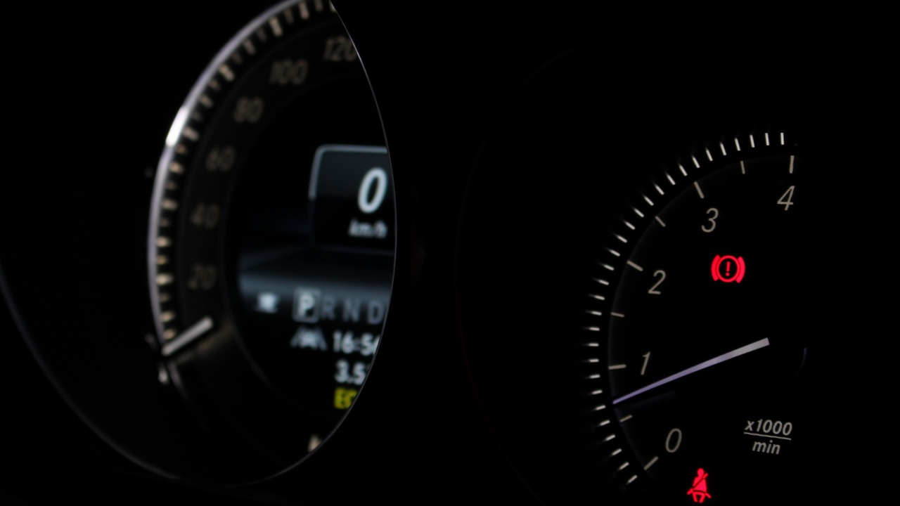 Приборная панель автомобиля