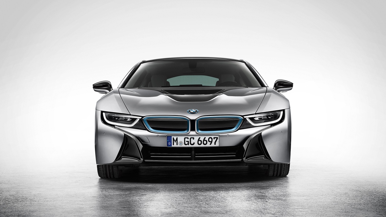 Современный автомобиль BMW i8