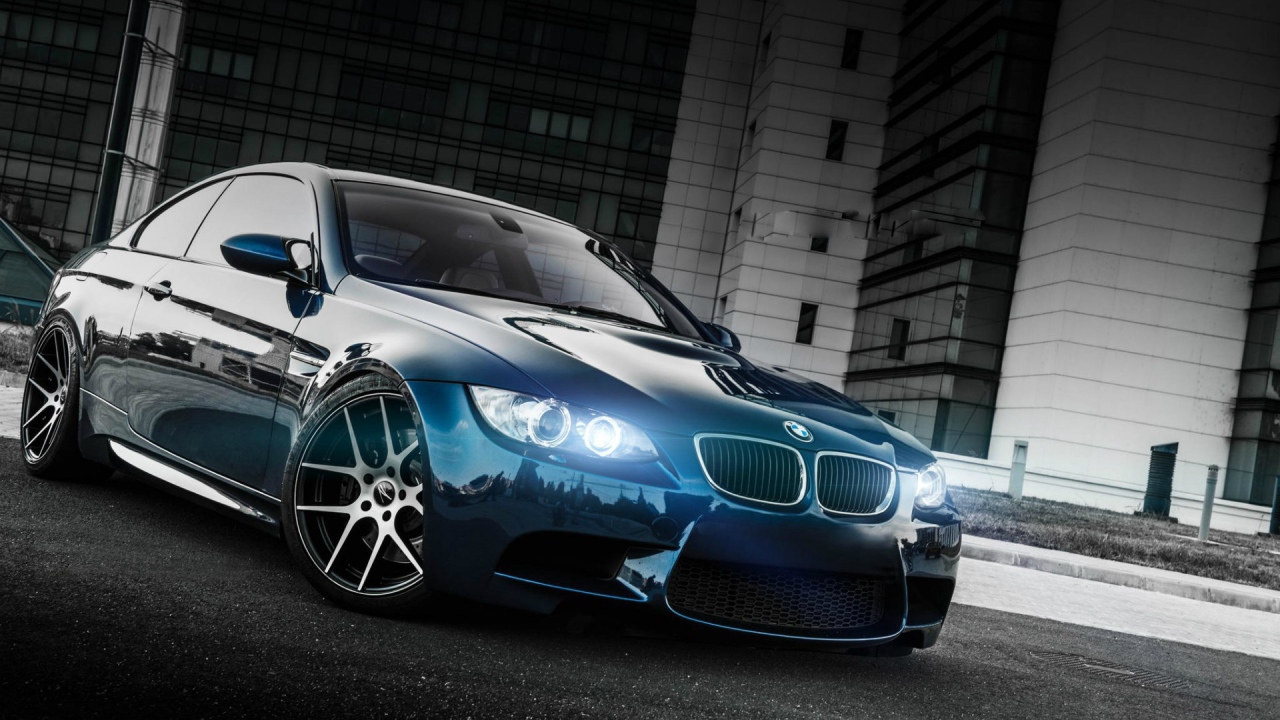 Автомобиль BMW M3 E92