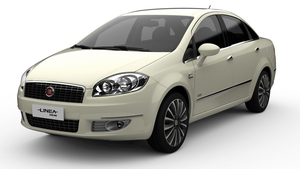 Новый белый Фиат Линеа