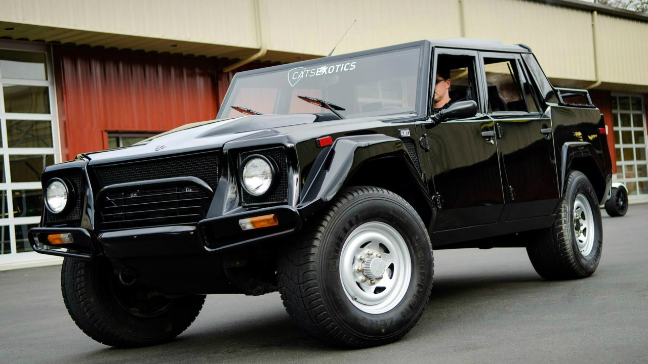 Внедорожник Lamborghini LM002