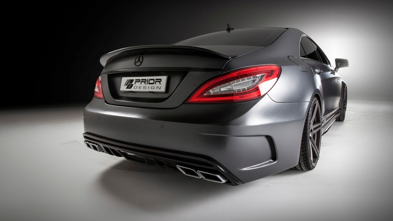 Вид сзади на Mercedes-Benz CLS PD550 Black Edition
