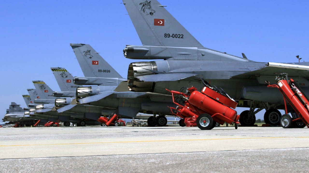 Самолеты F-16 в армии Турции