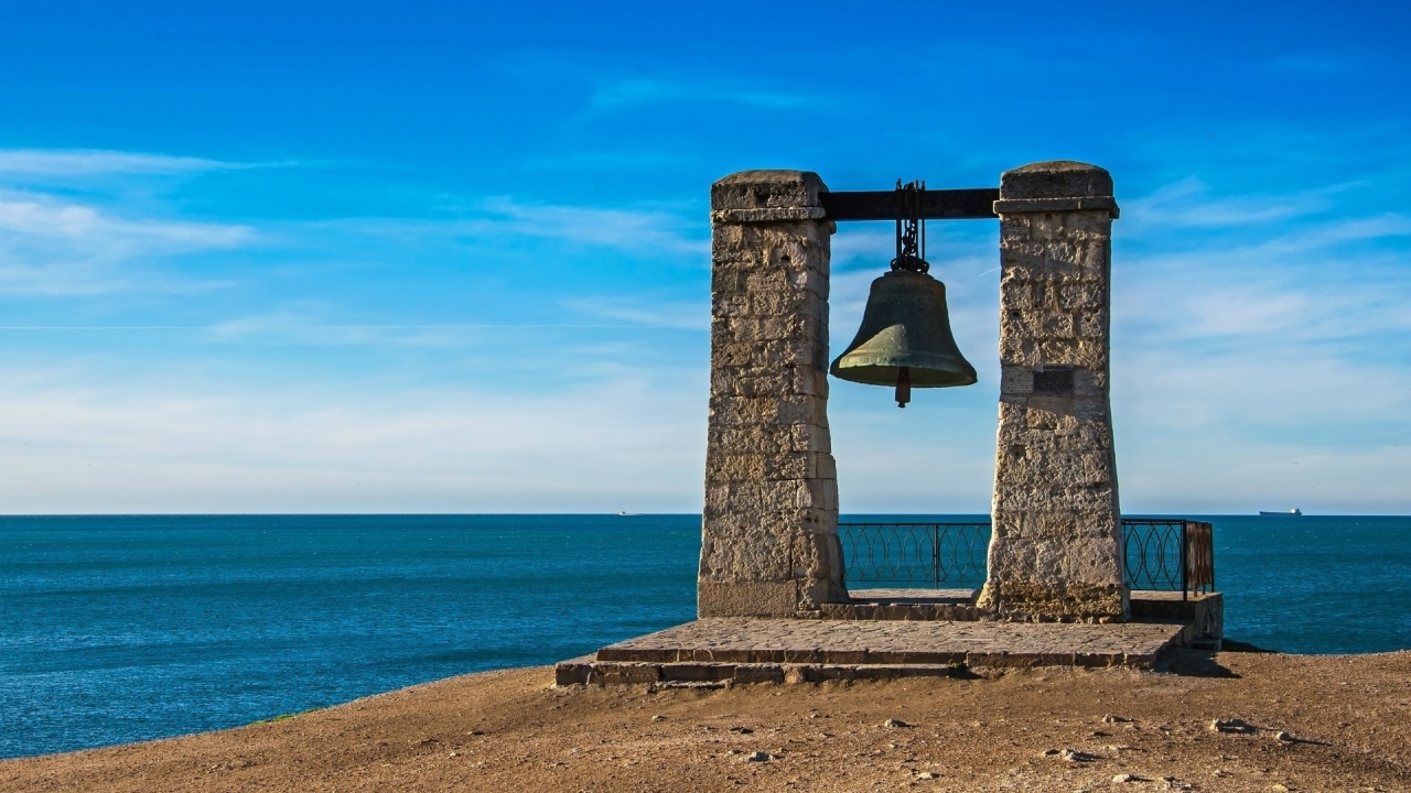 Колокол в Херсонесе, Крым