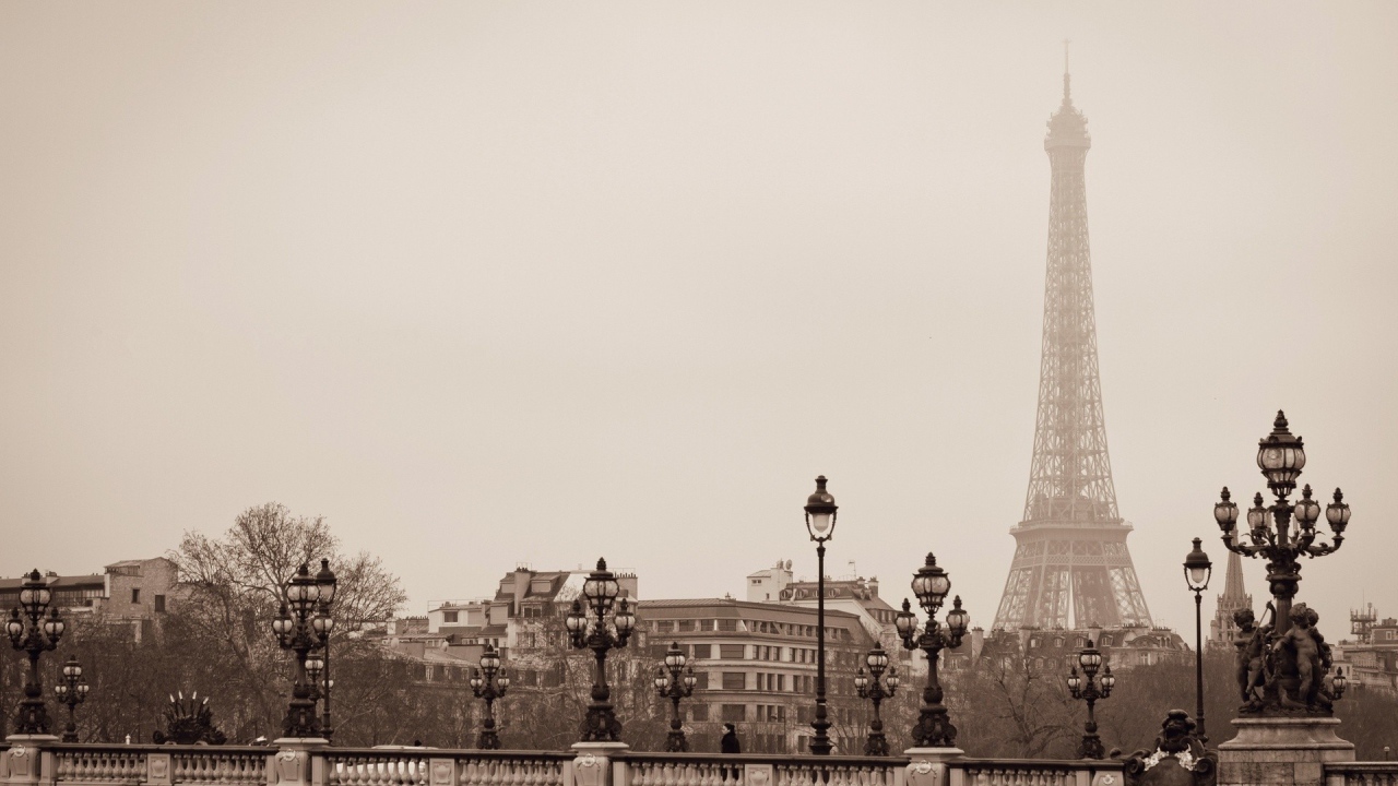 Черно белое фото Парижа