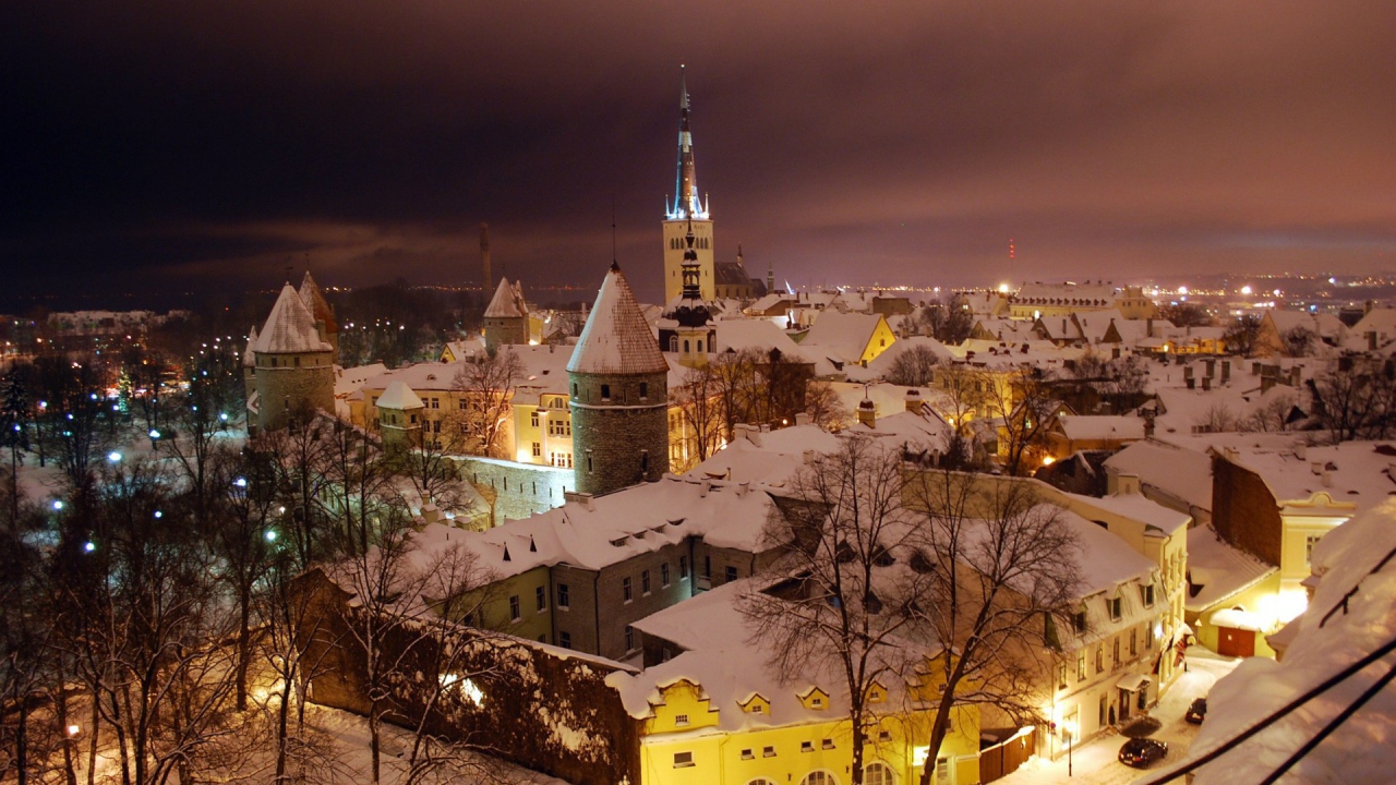 Вечерний город Таллинн