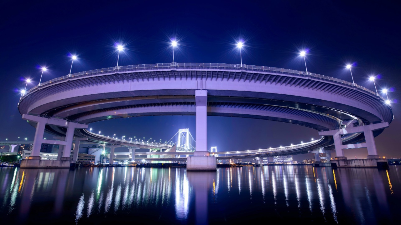 Радужный мост в Токио