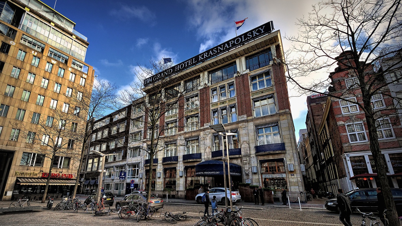Пятизвездочный отель в Амстердаме