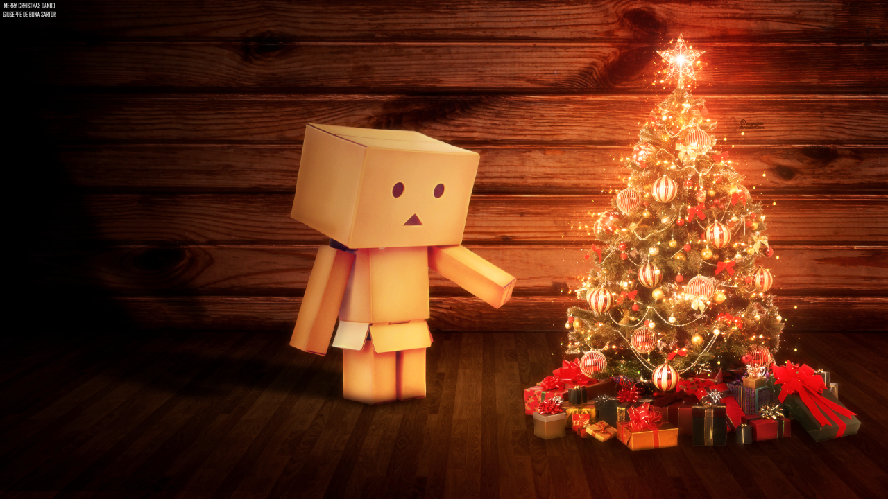 Картонный человечек празднует Рождество