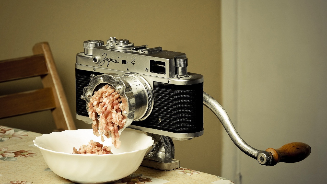 Креативная мясорубка из фотоаппарата