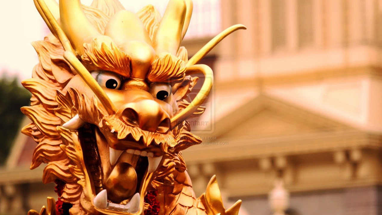 Голова золотого дракона