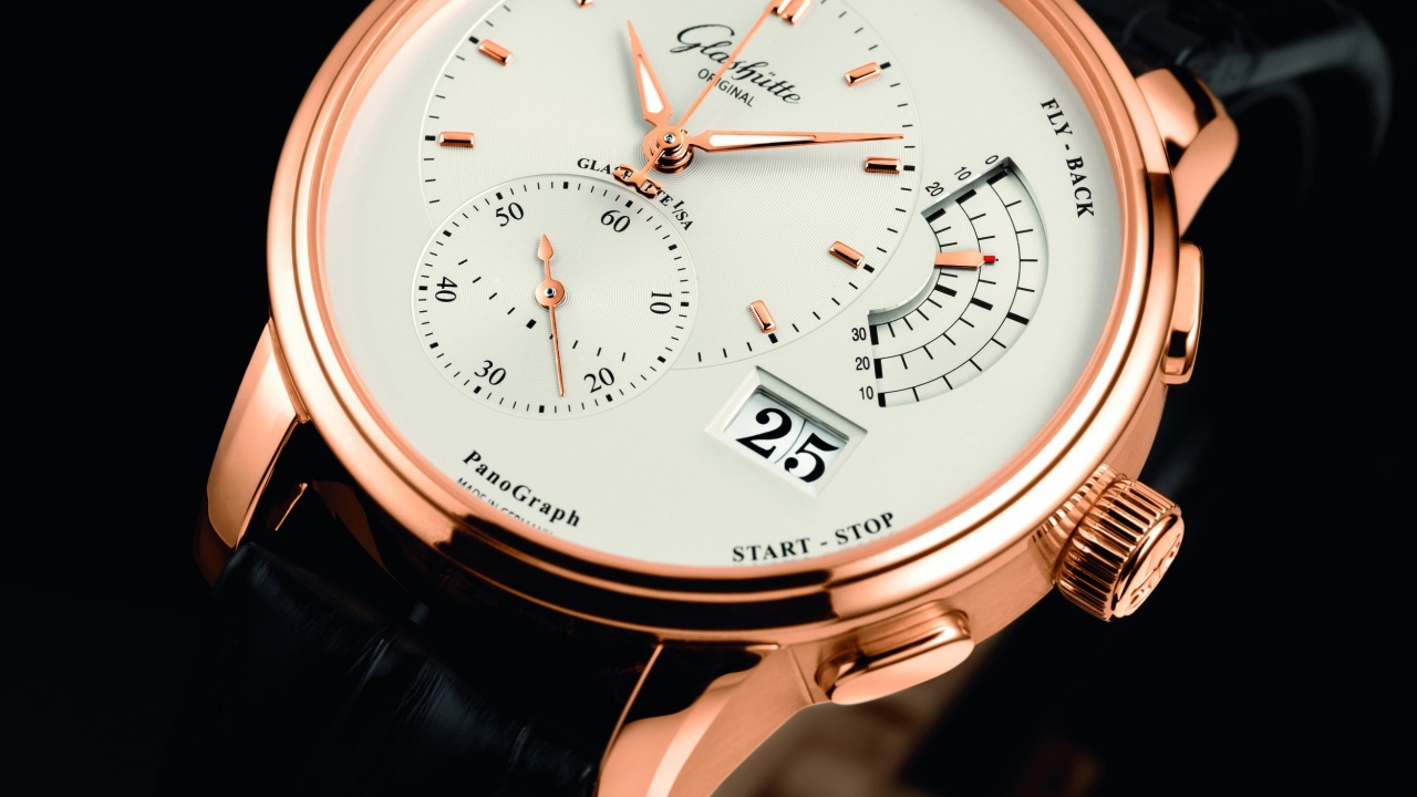 Часы из золота, Пано граф