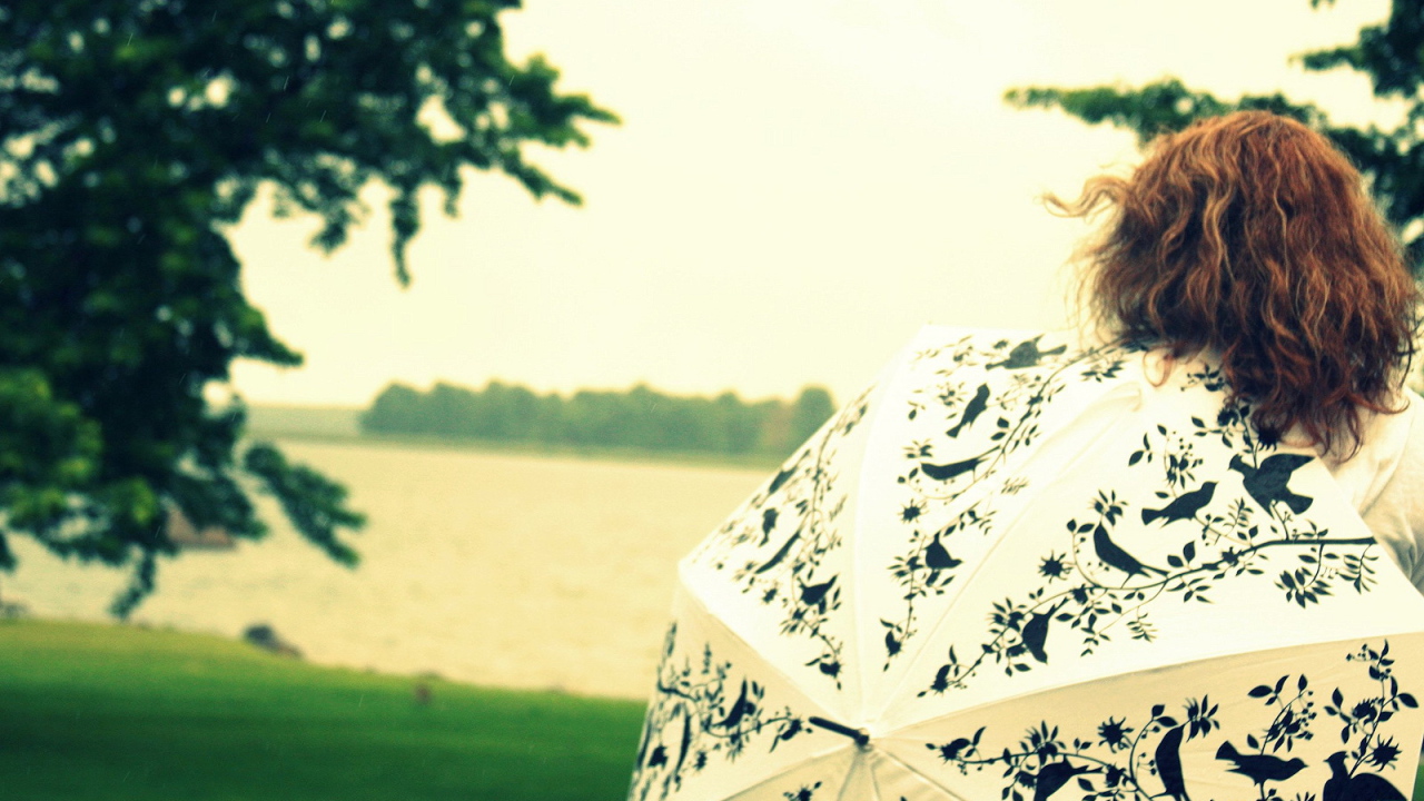 Белый зонт с птицами