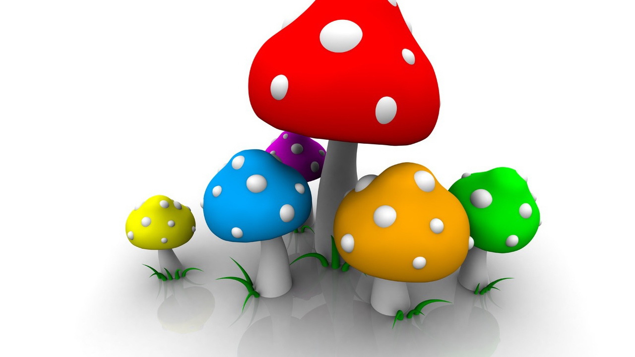 Семейка разноцветных мухоморов