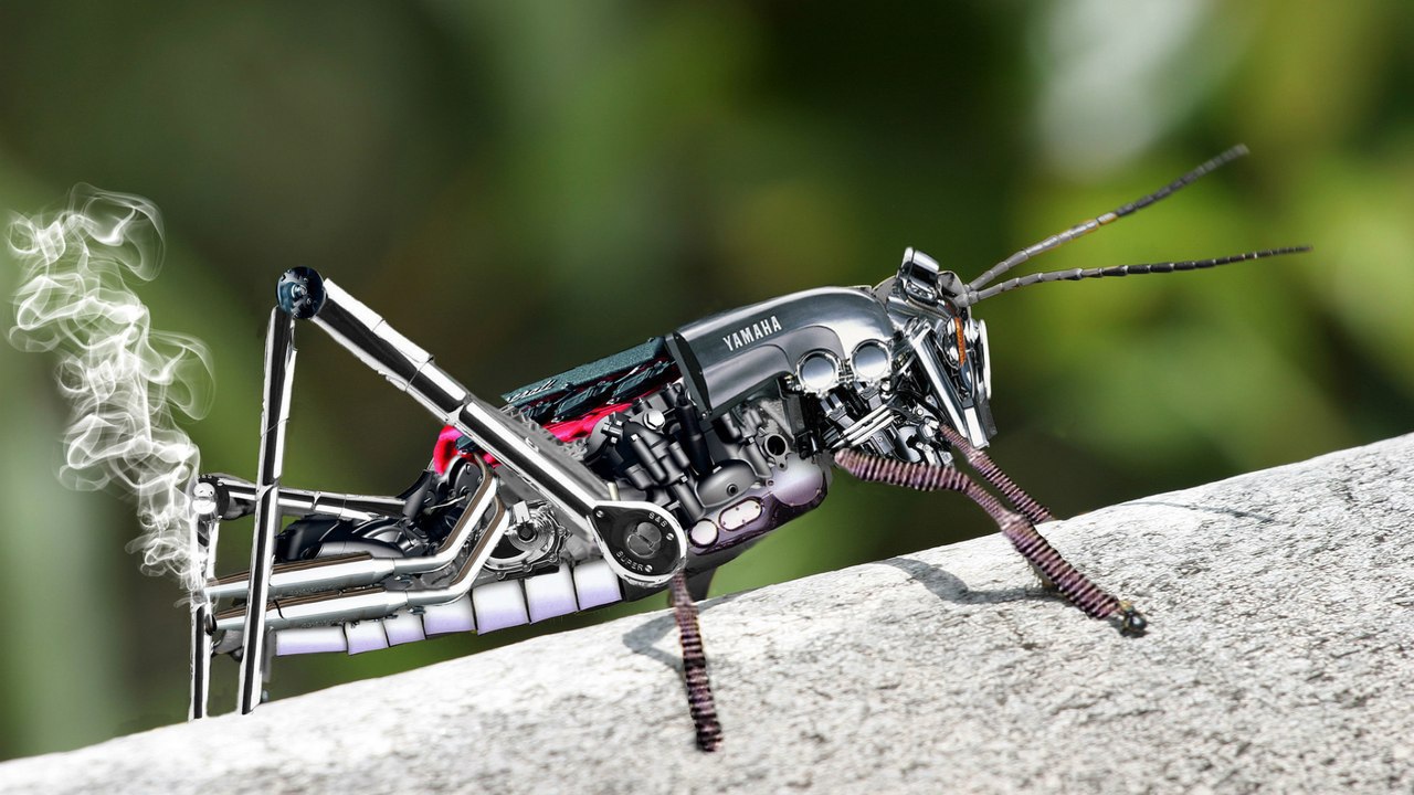 Железный робот кузнечик