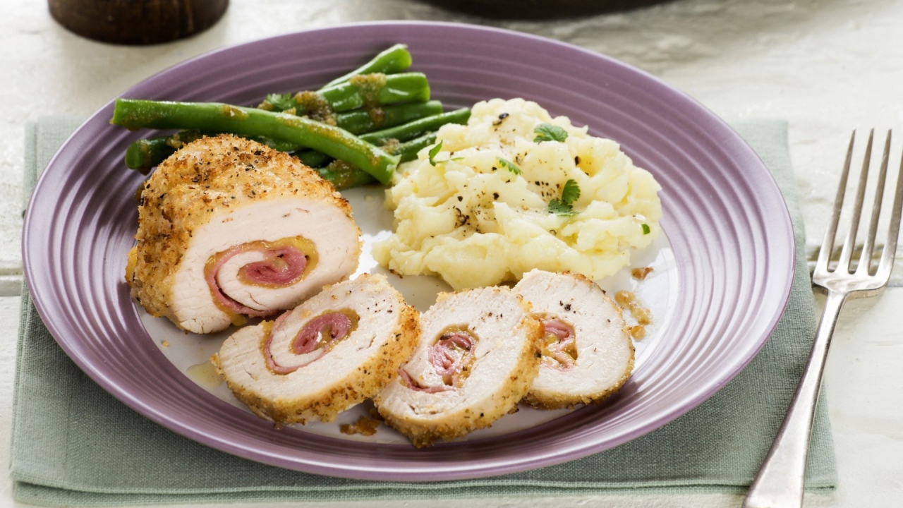 Meatloaf with mashed potatoes