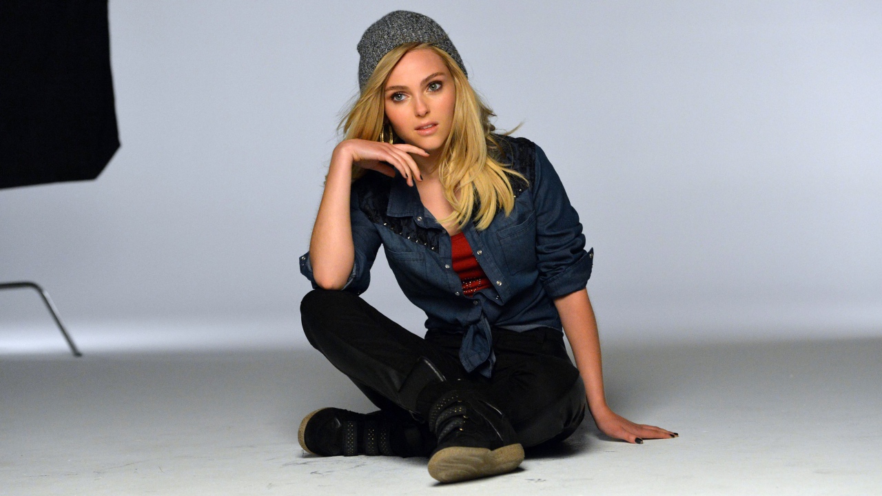 Модель Анна София Робб