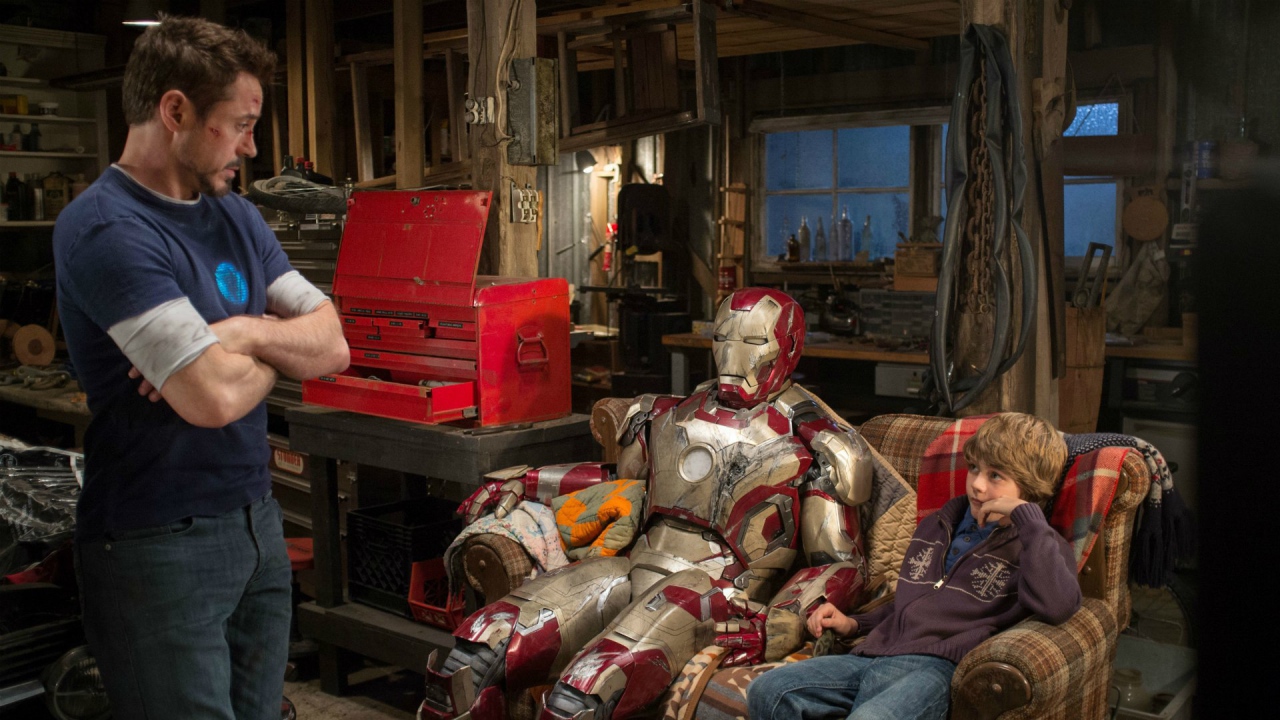 Кадр из фильма Железный человек 3