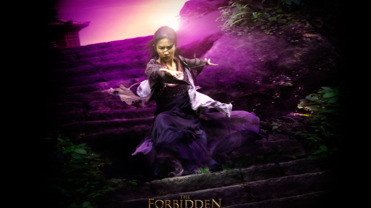 Девушка из фильма Запретное царство