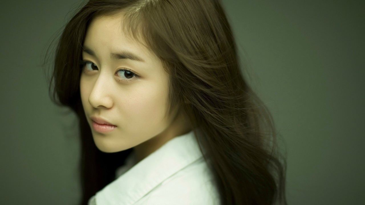 Певица из группы T-ara