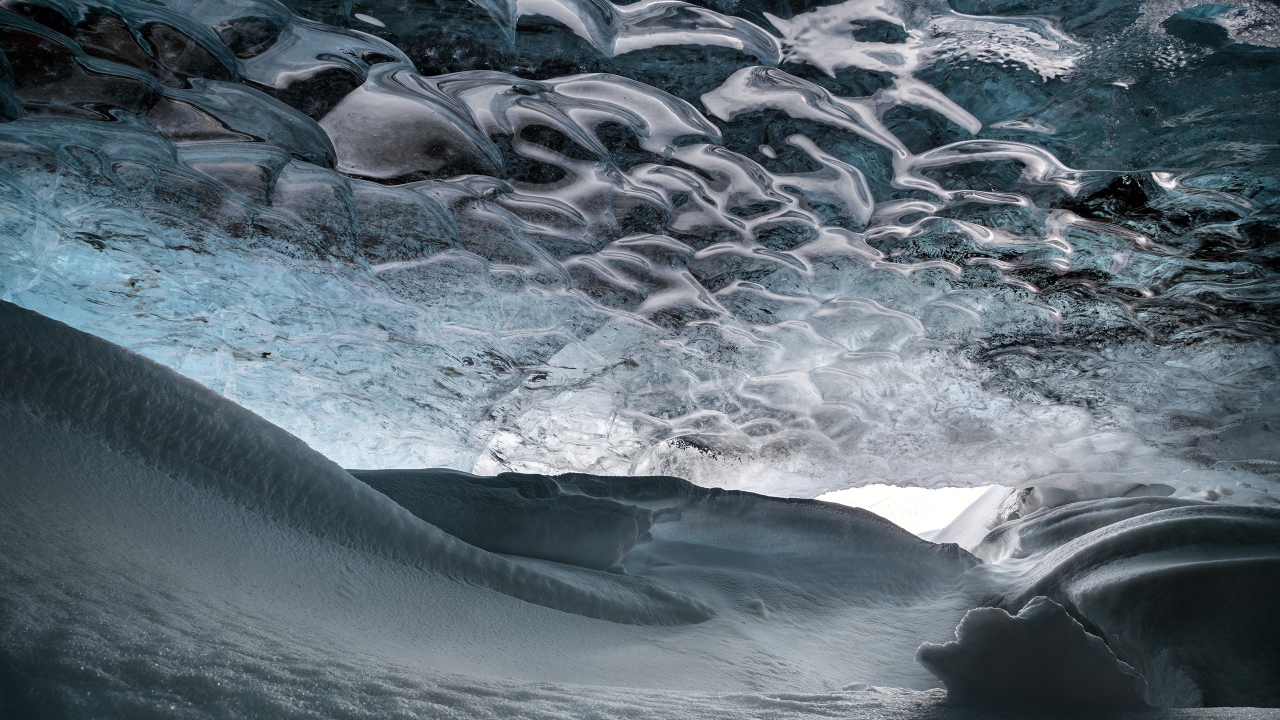 Мир под сводом льда